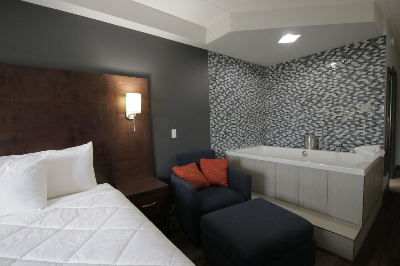 Canadas Best Value Inn Welland Bagian luar foto